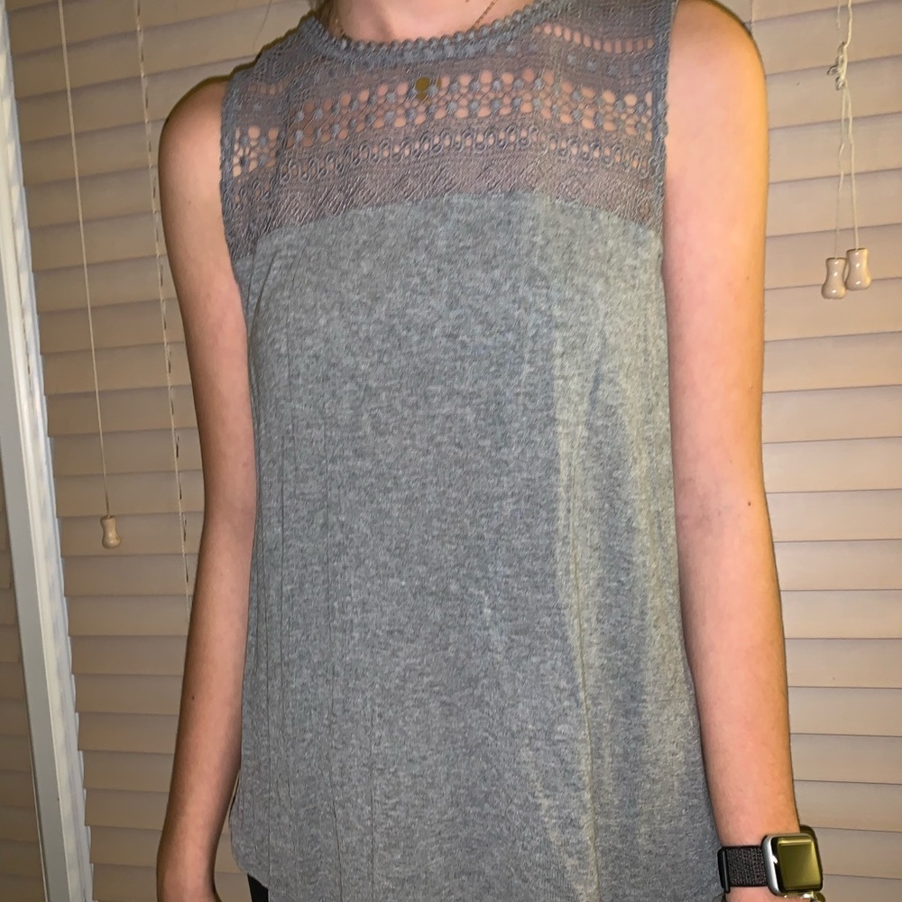 Gray H&M lace tank top